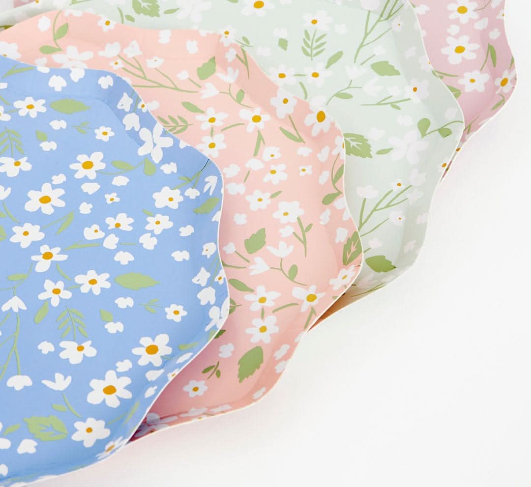Ditsy Floral Paper Side Plates – 8.5