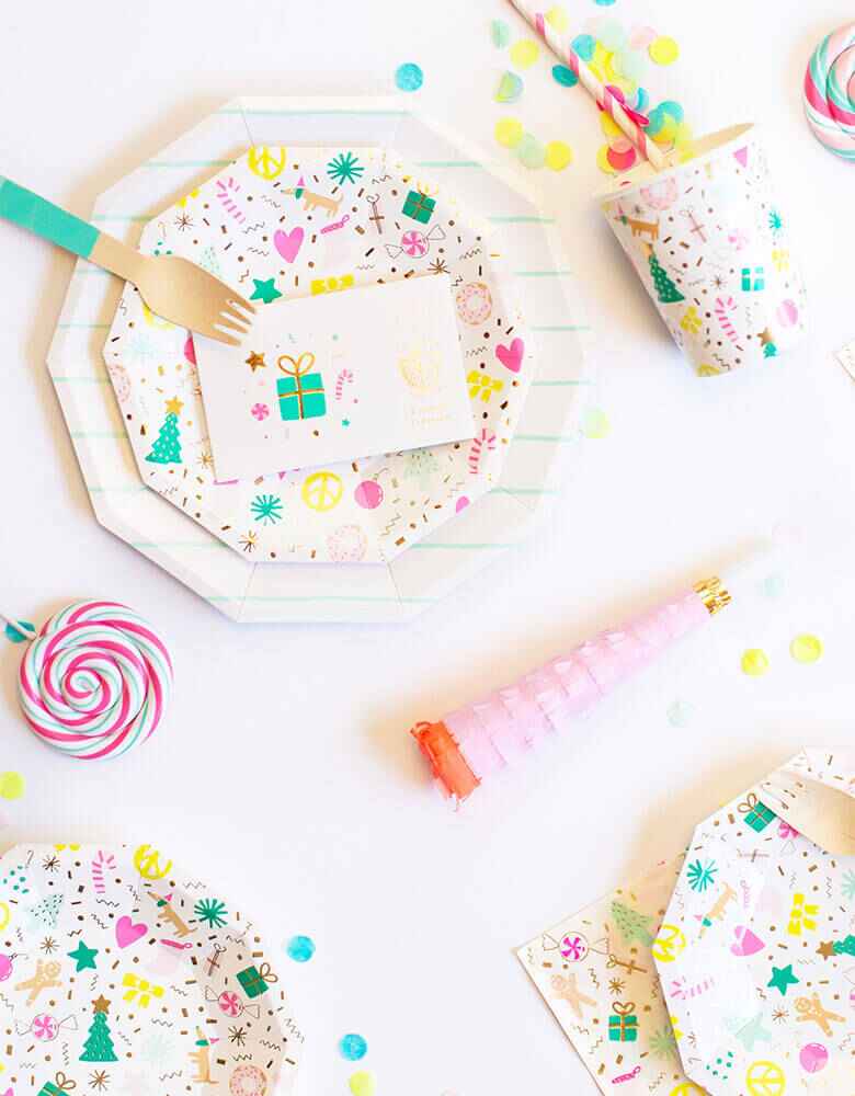 Party Cups & Drinkware